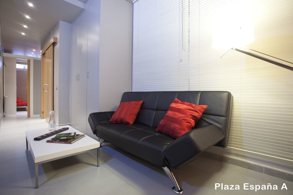 Casa Felipa Plaza Espana Барселона Екстериор снимка